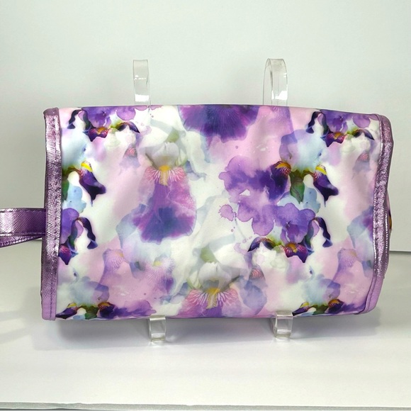 Tahari Hanging Travel Toiletries Bag Purple Watercolor Print Metallic Trim NWOT - Picture 5 of 10